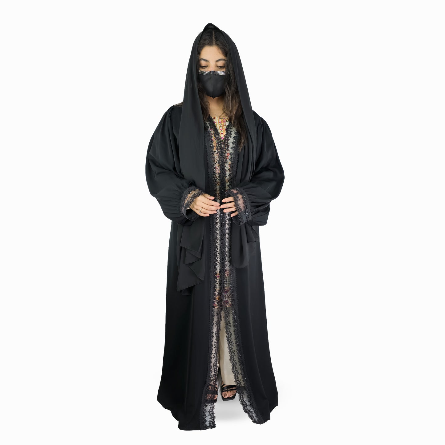 Noir Lace Elegance Abaya
