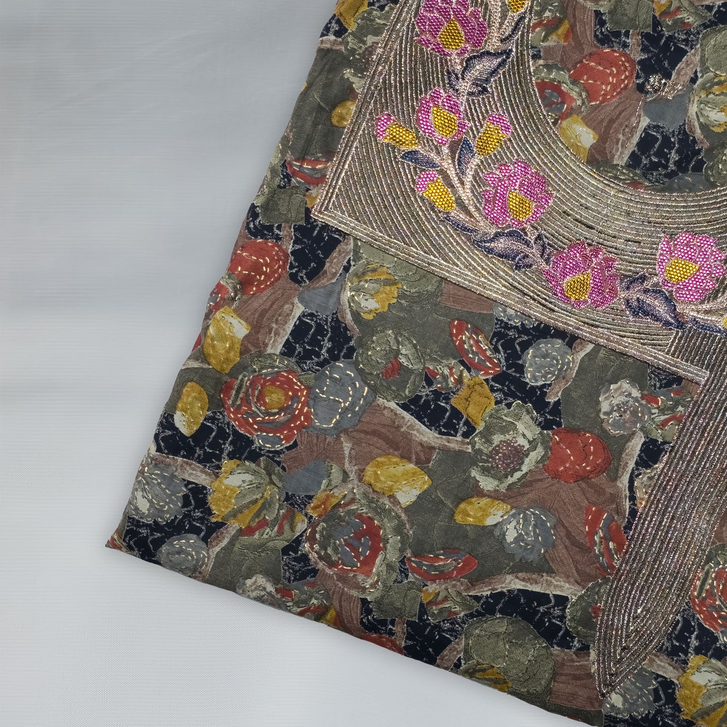 Emirati Mukhawar – Multicolor Floral with Gold Embroidery & Stone Work